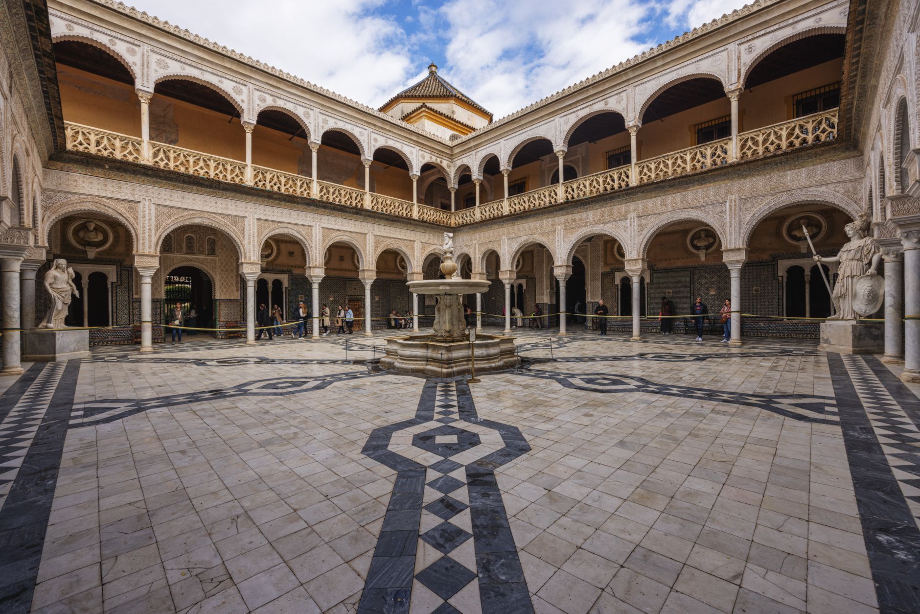 Jardines de Murillo & Callejón del Agua, Seville, Spain