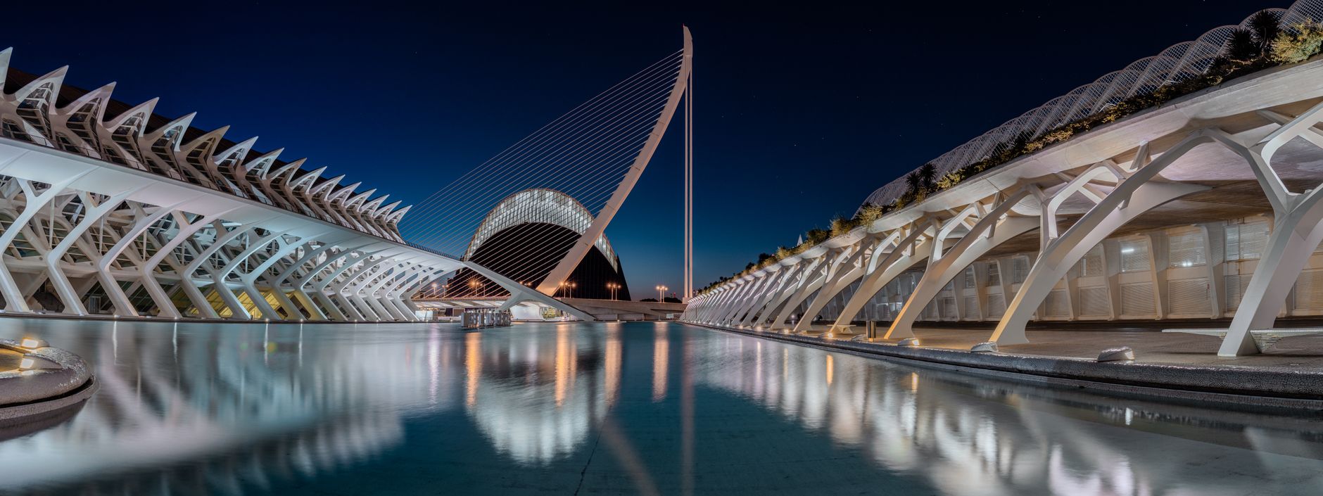1 Day in Valencia: Architecture, Paella & Hidden Histories