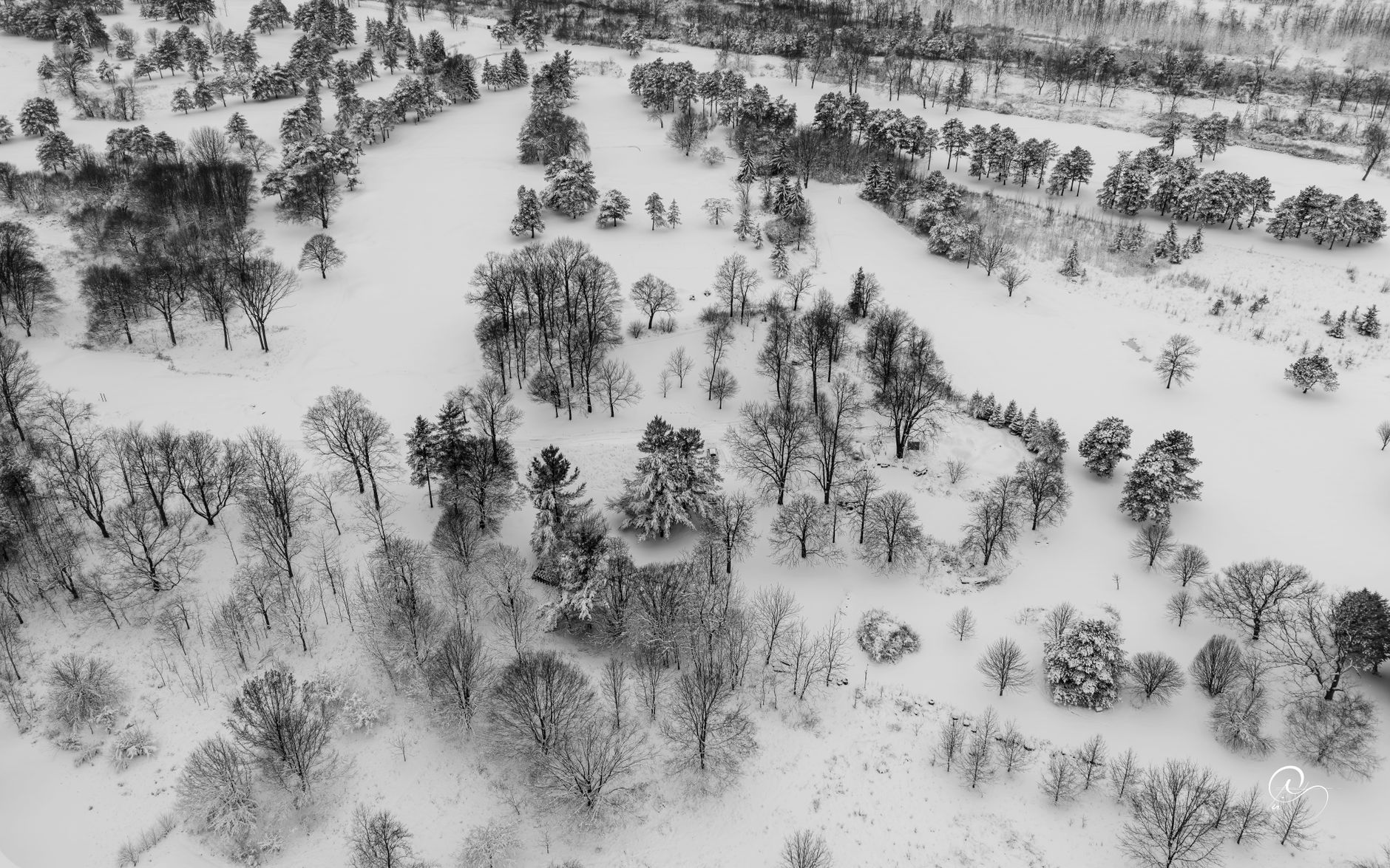 Canada's Winter: Does Cold Weather Make Exploring Outdoors Harder?
