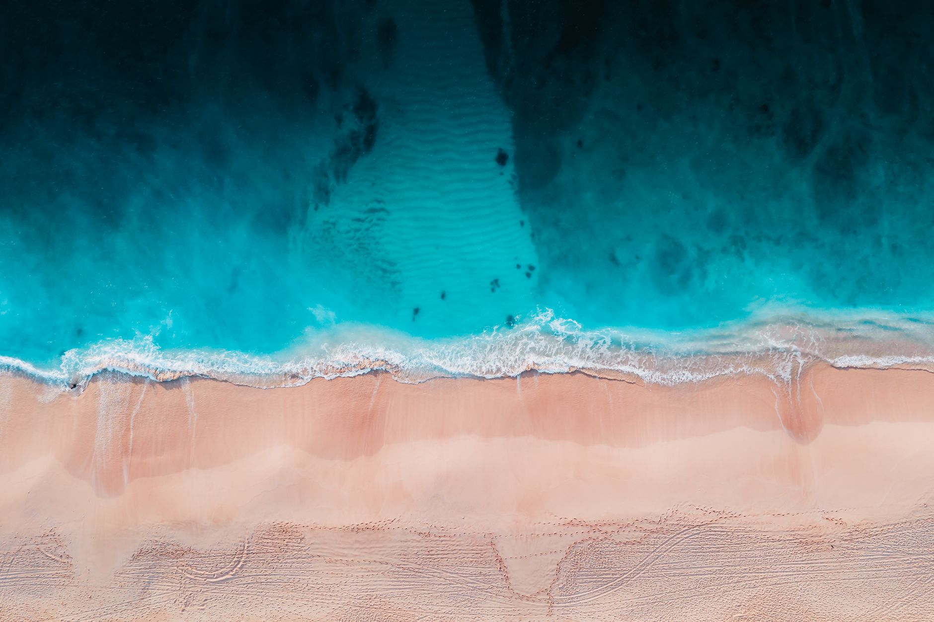 Do you have a favorite beach spot that stays quiet even when summer arrives? Discover 8 serene shores.