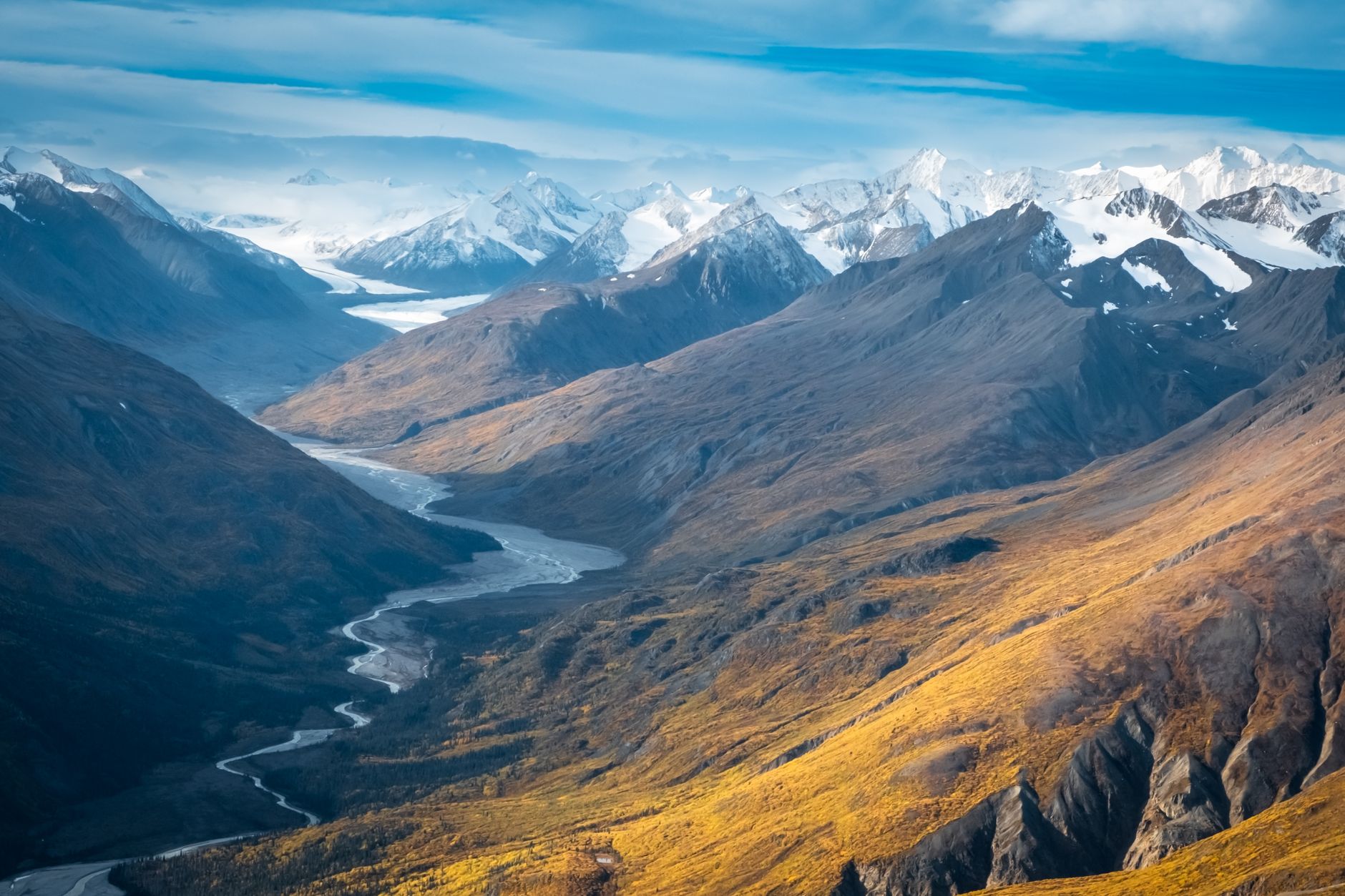 Has Canada Ever Wanted Alaska? Borderlands of Shared History