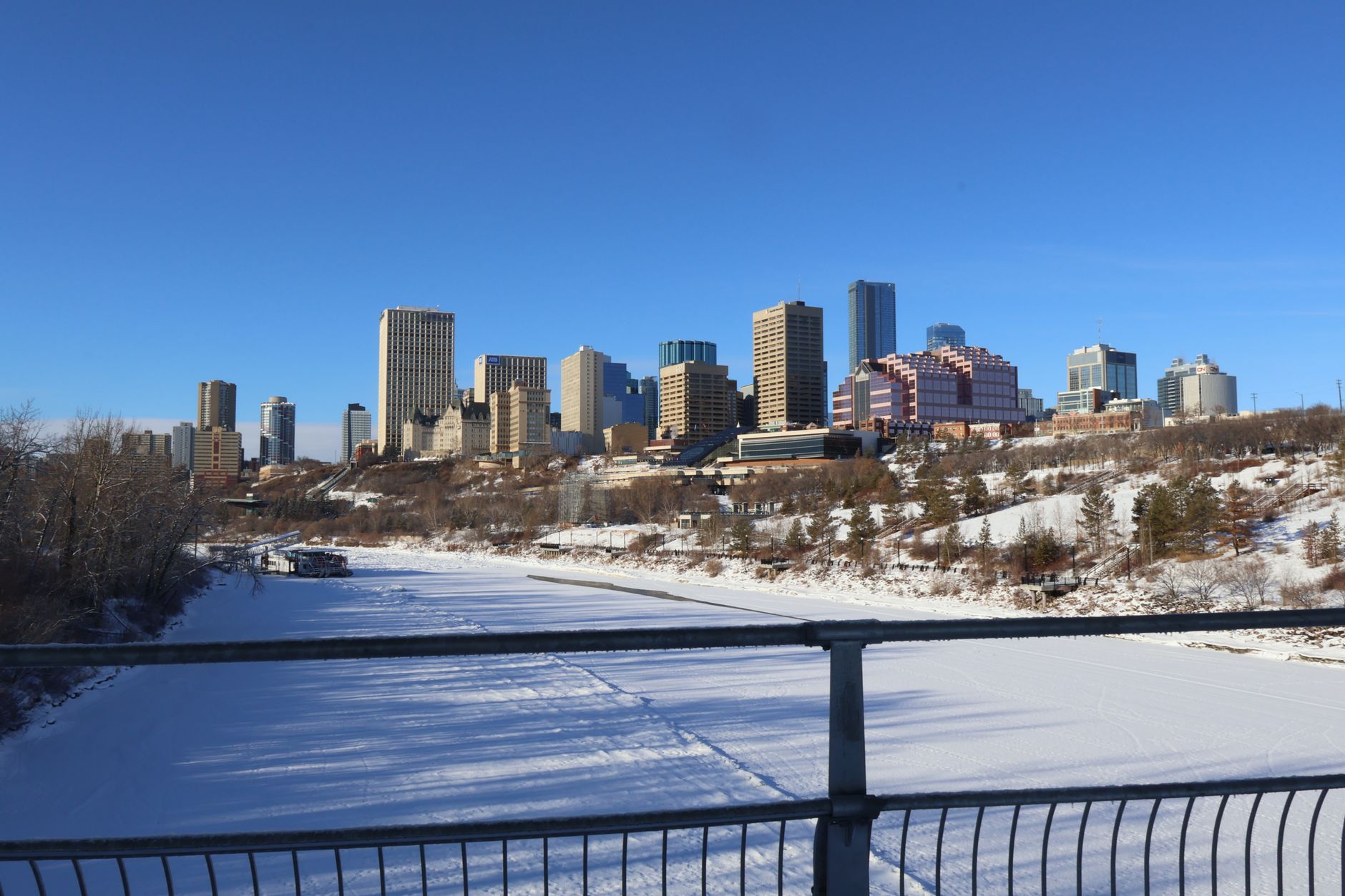 How are Montreal winters compared to Calgary winters? A Guide
