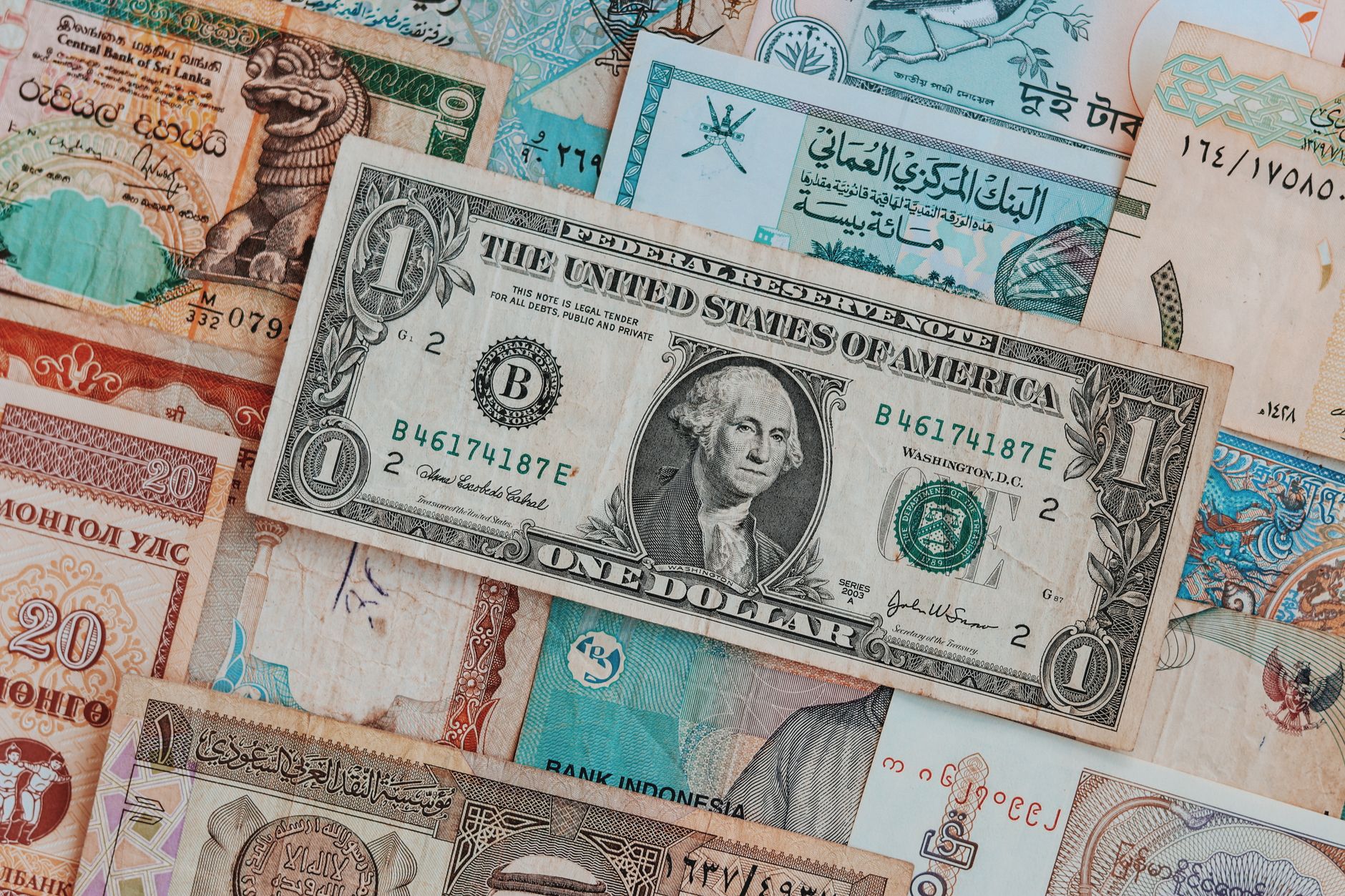 How Do You Handle Money Traveling Multi-Country? See Hidden Gems