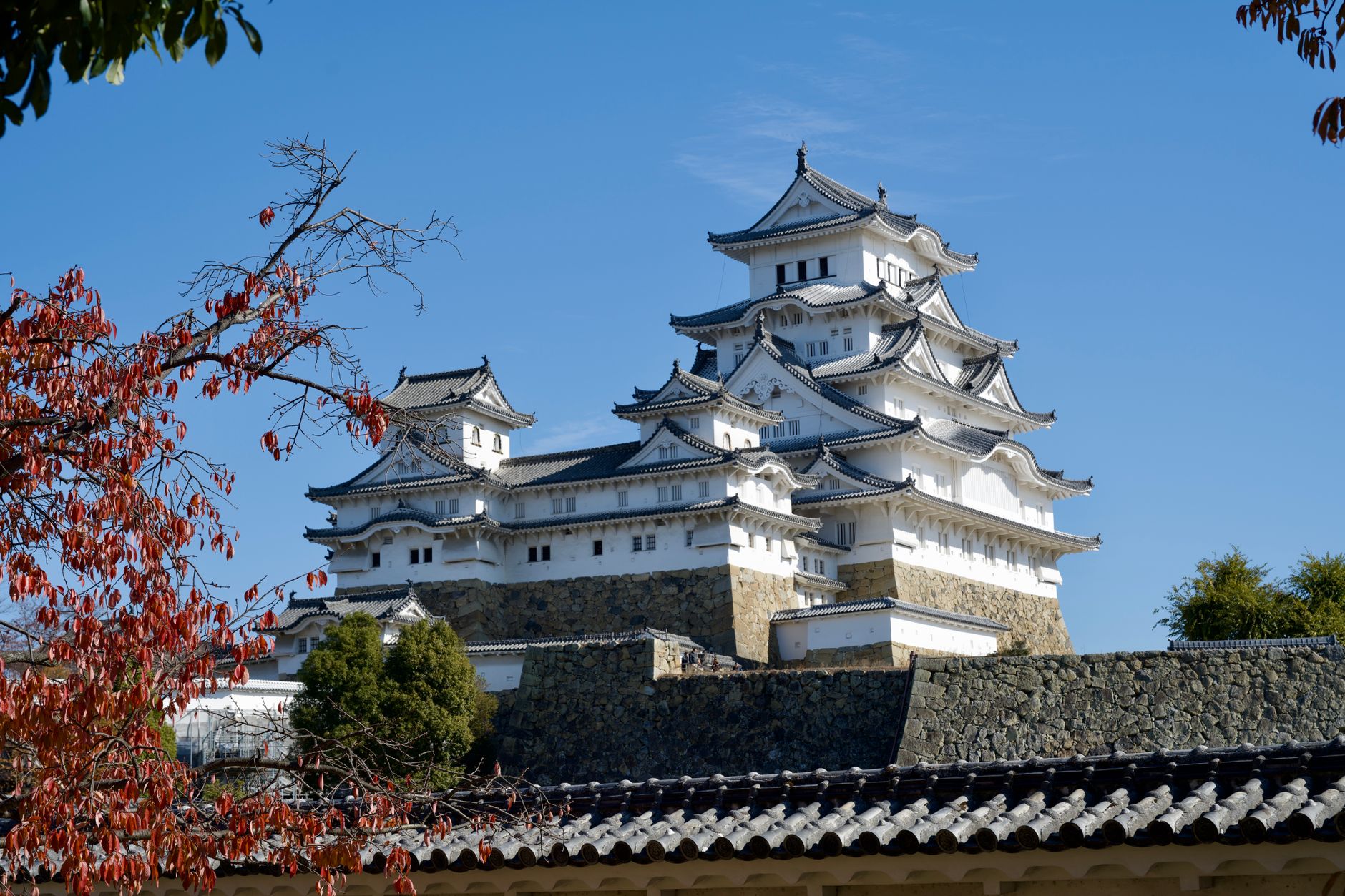 Kanazawa Castle Park (Kahoku-mon Gate), Kanazawa, Japan