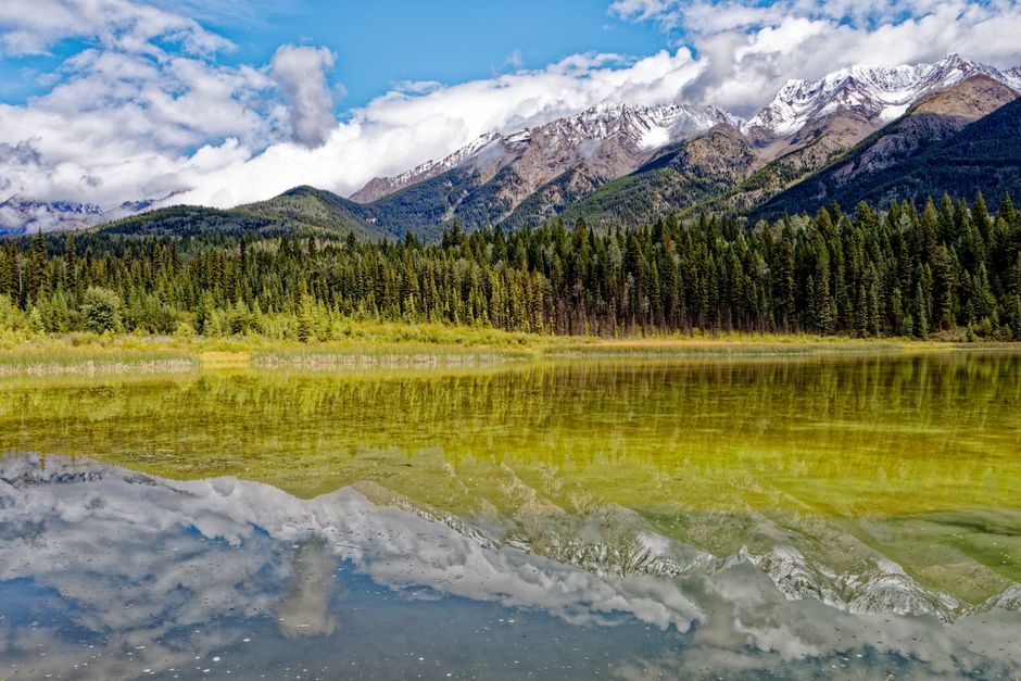Spotted Lake (Kliluk), British Columbia, Canada