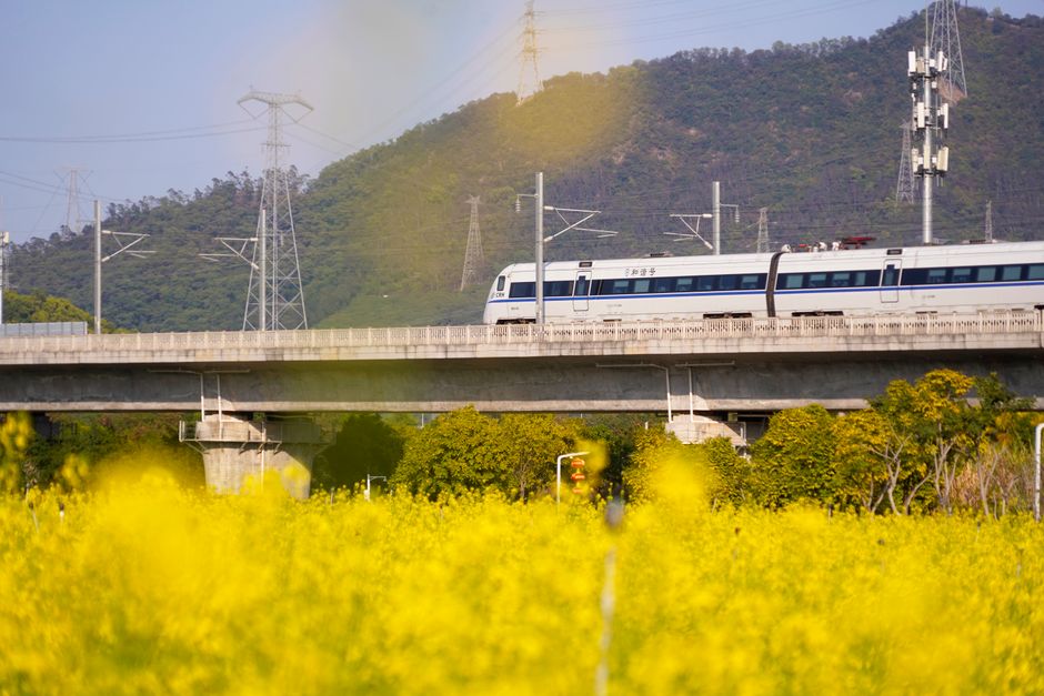 Jiangsu, China (connecting Danyang and Kunshan)